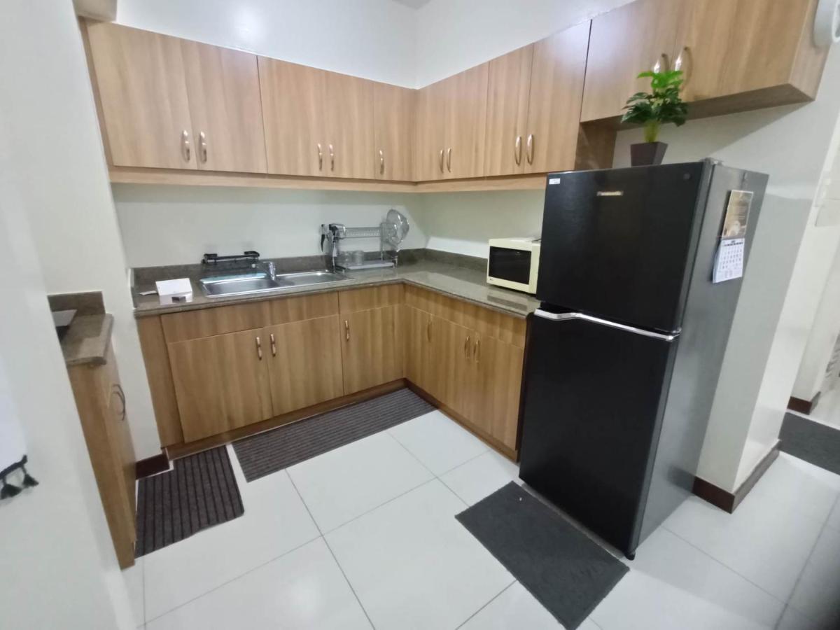 Acacia Estates Taguig Aparthotel Manila Eksteriør bilde
