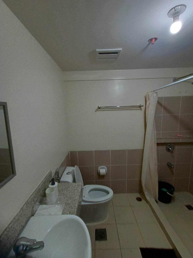 Acacia Estates Taguig Aparthotel Manila Eksteriør bilde